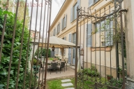 Visualizza le foto dell'immobile