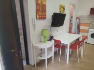 Visualizza le foto dell'immobile