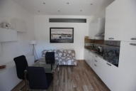 Visualizza le foto dell'immobile