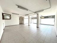 Visualizza le foto dell'immobile