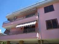 Vai alla scheda immobile Vai alla scheda immobile