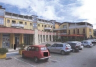 Visualizza le foto dell'immobile