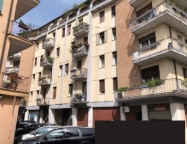 Visualizza le foto dell'immobile