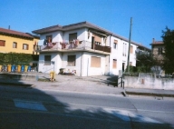 Vai alla scheda immobile Vai alla scheda immobile