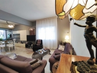 Visualizza le foto dell'immobile