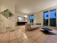 Vai alla scheda immobile Vai alla scheda immobile