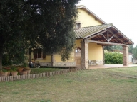 Visualizza le foto dell'immobile