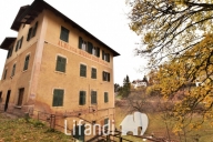 Visualizza le foto dell'immobile