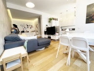 Visualizza le foto dell'immobile