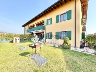 Visualizza le foto dell'immobile