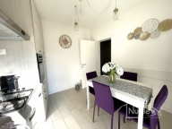 Visualizza le foto dell'immobile