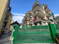 Visualizza le foto dell'immobile