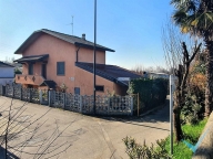 Visualizza le foto dell'immobile