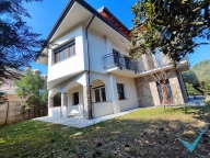 Visualizza le foto dell'immobile