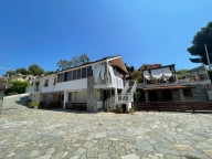 Visualizza le foto dell'immobile