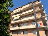 Vai alla scheda immobile Vai alla scheda immobile