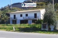 Visualizza le foto dell'immobile
