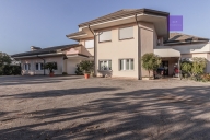 Visualizza le foto dell'immobile