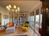 Visualizza le foto dell'immobile