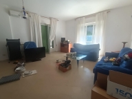 appartamento in vendita a Carrara in zona Fabbrica