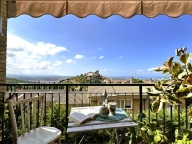 Visualizza le foto dell'immobile