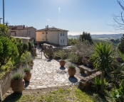 Visualizza le foto dell'immobile