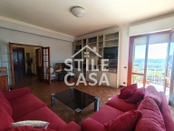 Visualizza le foto dell'immobile