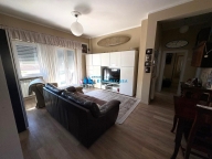 Visualizza le foto dell'immobile