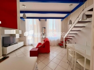 casa indipendente in vendita a Massa in zona Marina di Massa