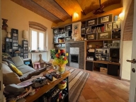 Visualizza le foto dell'immobile