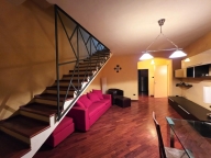 Visualizza le foto dell'immobile