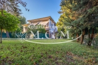 Visualizza le foto dell'immobile Visualizza le foto dell'immobile