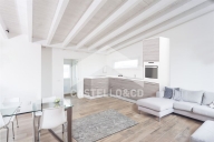 Visualizza le foto dell'immobile