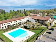 Visualizza le foto dell'immobile