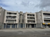 Visualizza le foto dell'immobile