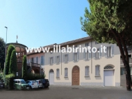 Visualizza le foto dell'immobile