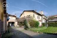 Visualizza le foto dell'immobile