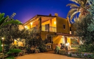 Visualizza le foto dell'immobile