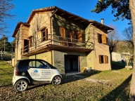 Visualizza le foto dell'immobile