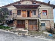 Visualizza le foto dell'immobile