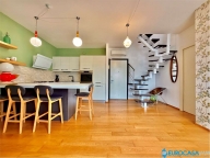 Visualizza le foto dell'immobile