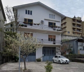Visualizza le foto dell'immobile