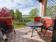 Visualizza le foto dell'immobile