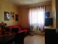 Visualizza le foto dell'immobile