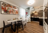 Visualizza le foto dell'immobile