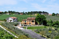 Visualizza le foto dell'immobile