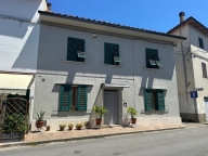 casa indipendente in vendita ad Empoli in zona Brusciana