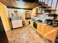 Visualizza le foto dell'immobile