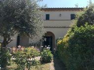 Visualizza le foto dell'immobile