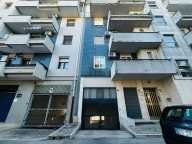 Visualizza le foto dell'immobile